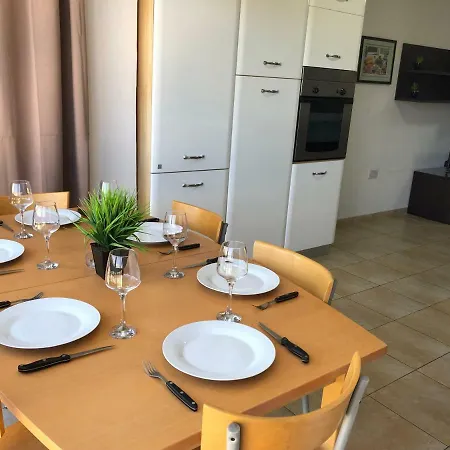 Sealion With Seaview - 6 Persons, 2 Bathrooms