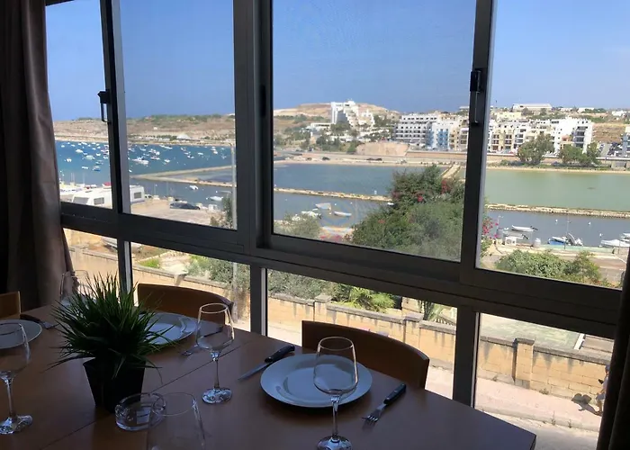 Sealion With Seaview - 6 Persons, 2 Bathrooms * St. Paul's Bay